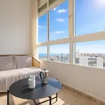 Апартаменти Cubo's Estudio La Colina Seaview & Pool Торремолінос